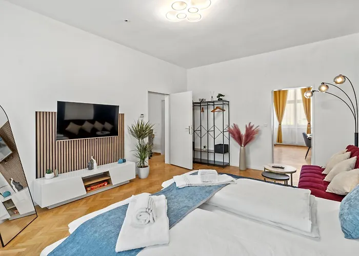 Zentrale, Stilvolle Und Gemuetliche *