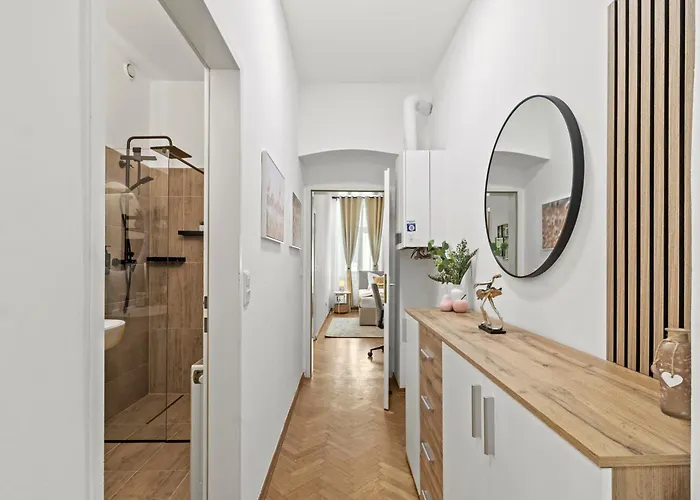 Zentrale, Stilvolle Und Gemuetliche Apartment Vienna