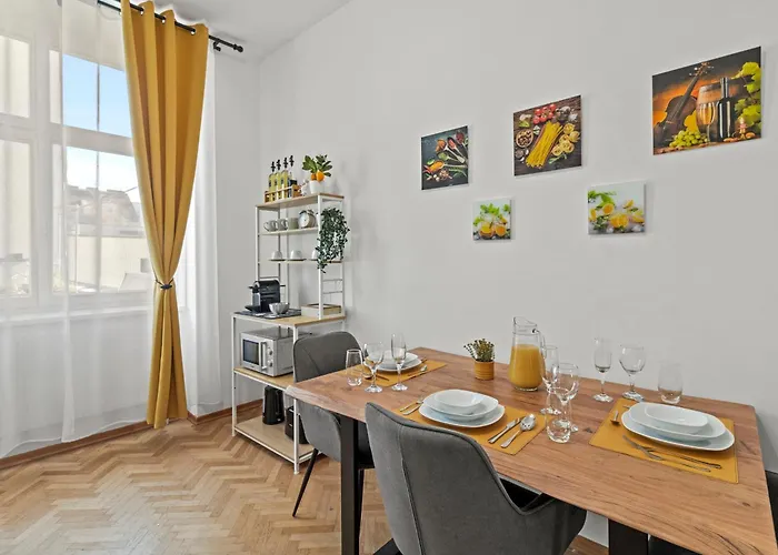 Zentrale, Stilvolle Und Gemuetliche *